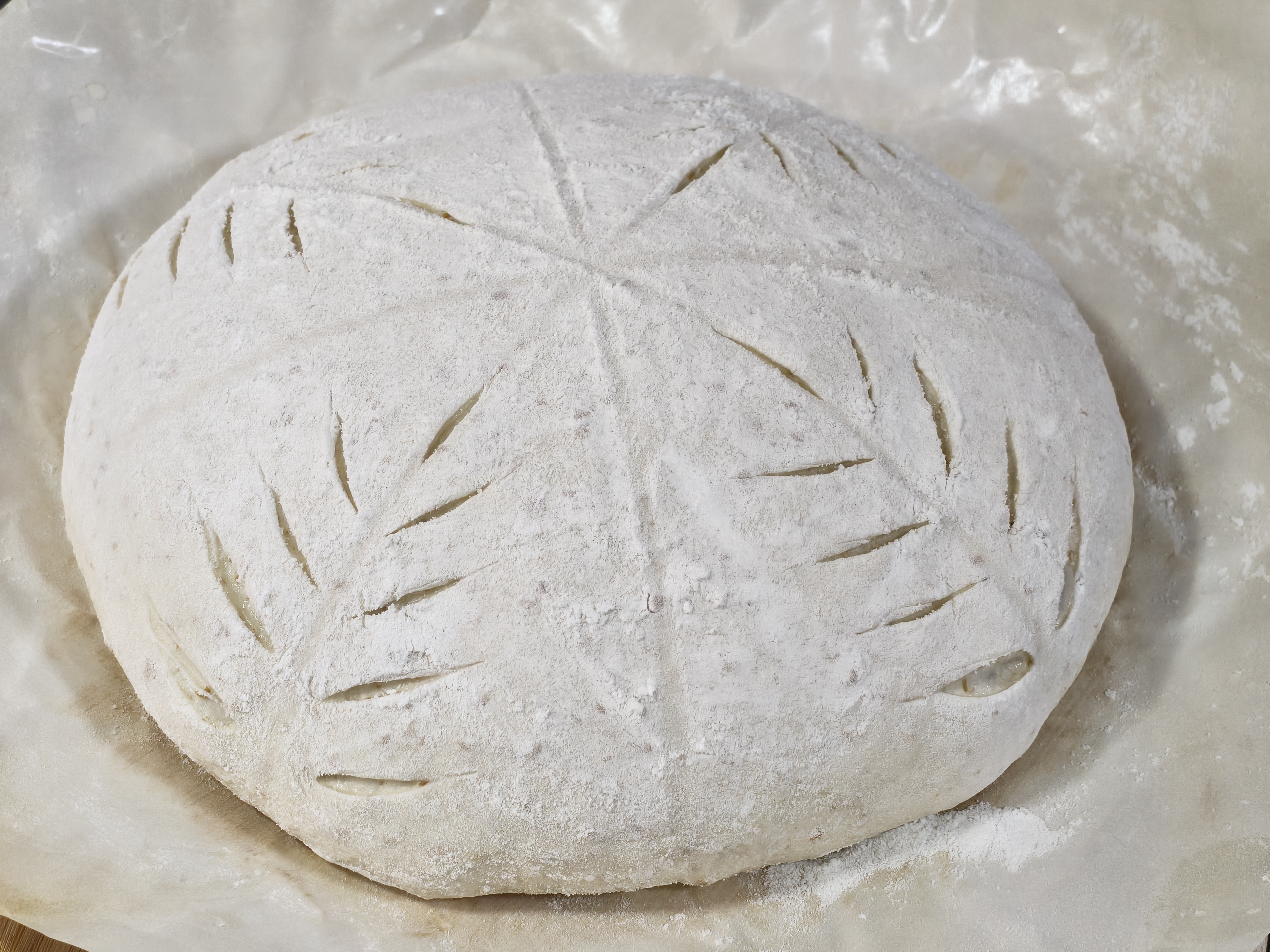 Massa de pão artesanal preparada para assar